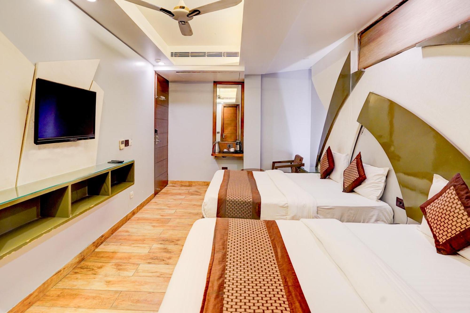 Staybook Hotel Aira New Delhi Railway Station Paharganj Exterior foto